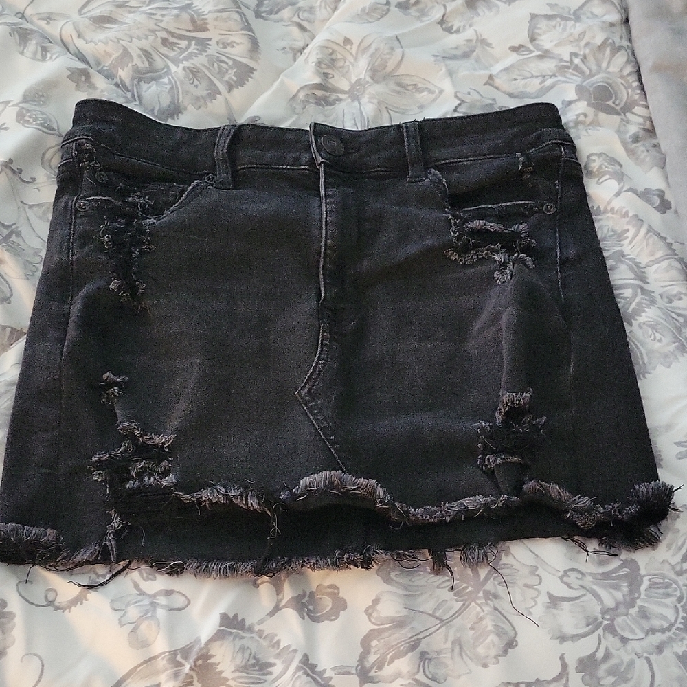American Eagle Outfitters Black Distressed Mini Skirt